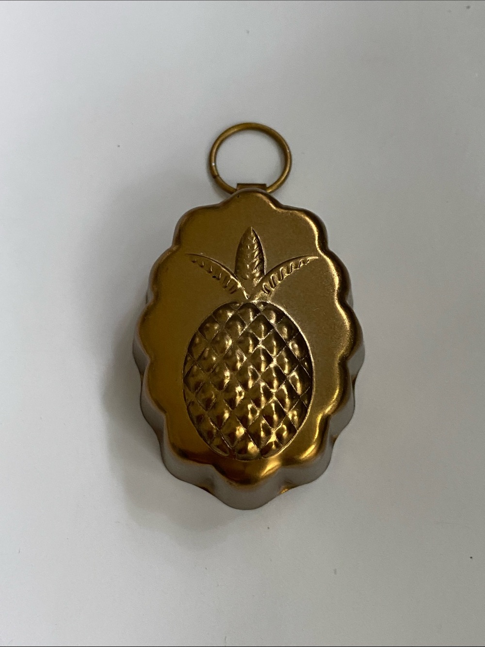 Vintage Pineapple Mold metal ornament baking dish replica